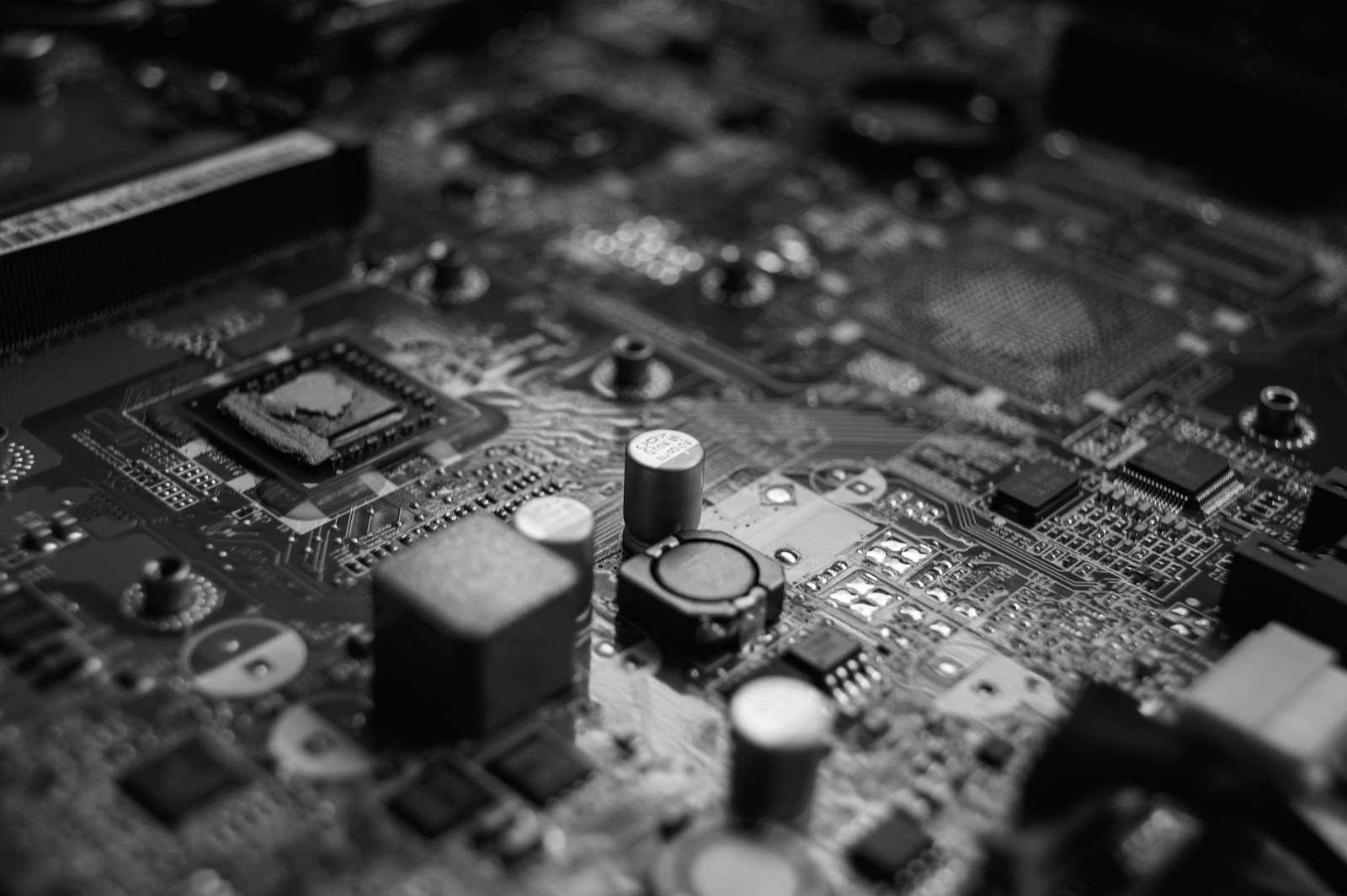 Micro ATX Motherboard Parts. What All Parts Makes it to work?