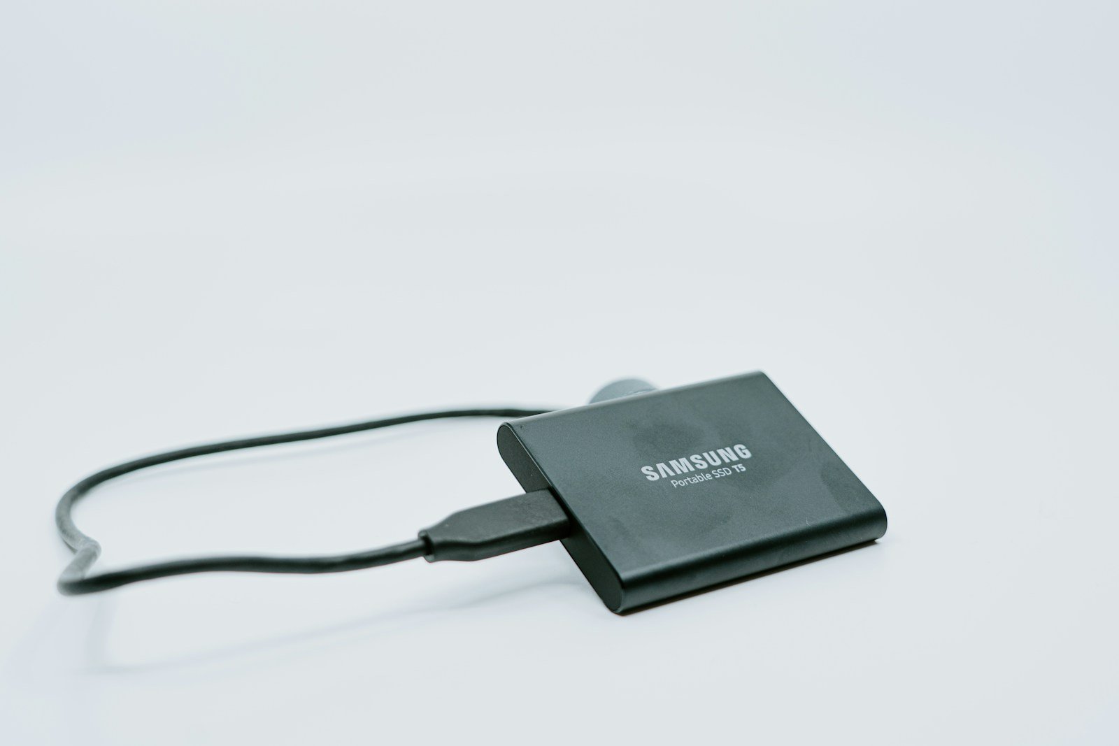 SSD Speed Slow – 25 Tips to speed up Data transfer to pc